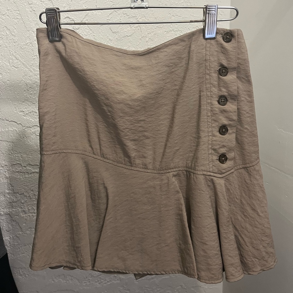 Beige Zara Skirt with buttons